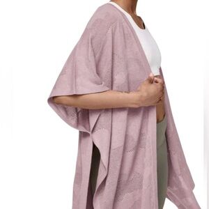 Lululemon Athletica Find Your Light Wrap